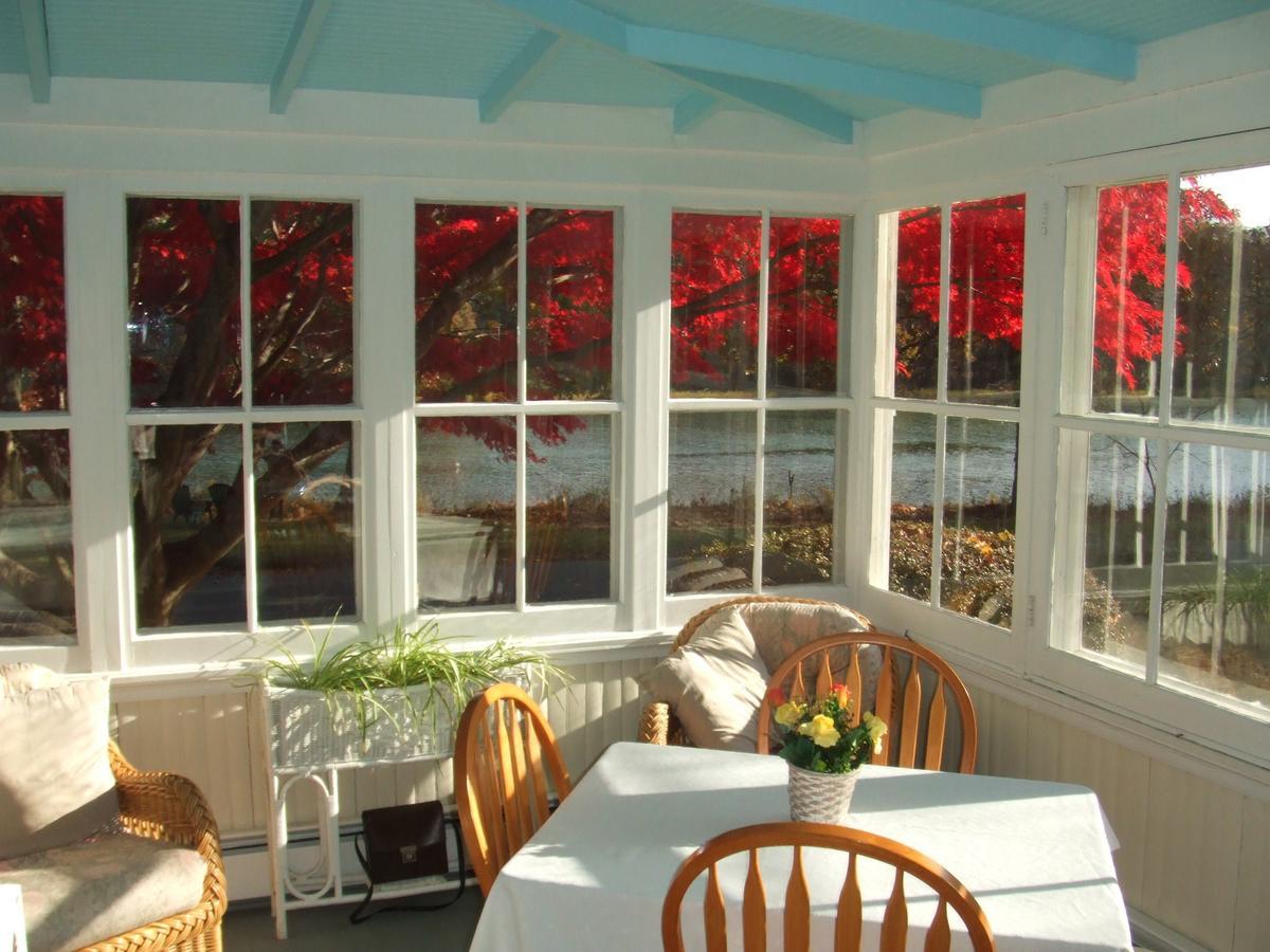House On Chase Creek Bed and Breakfast Shelter Island Heights Exteriör bild